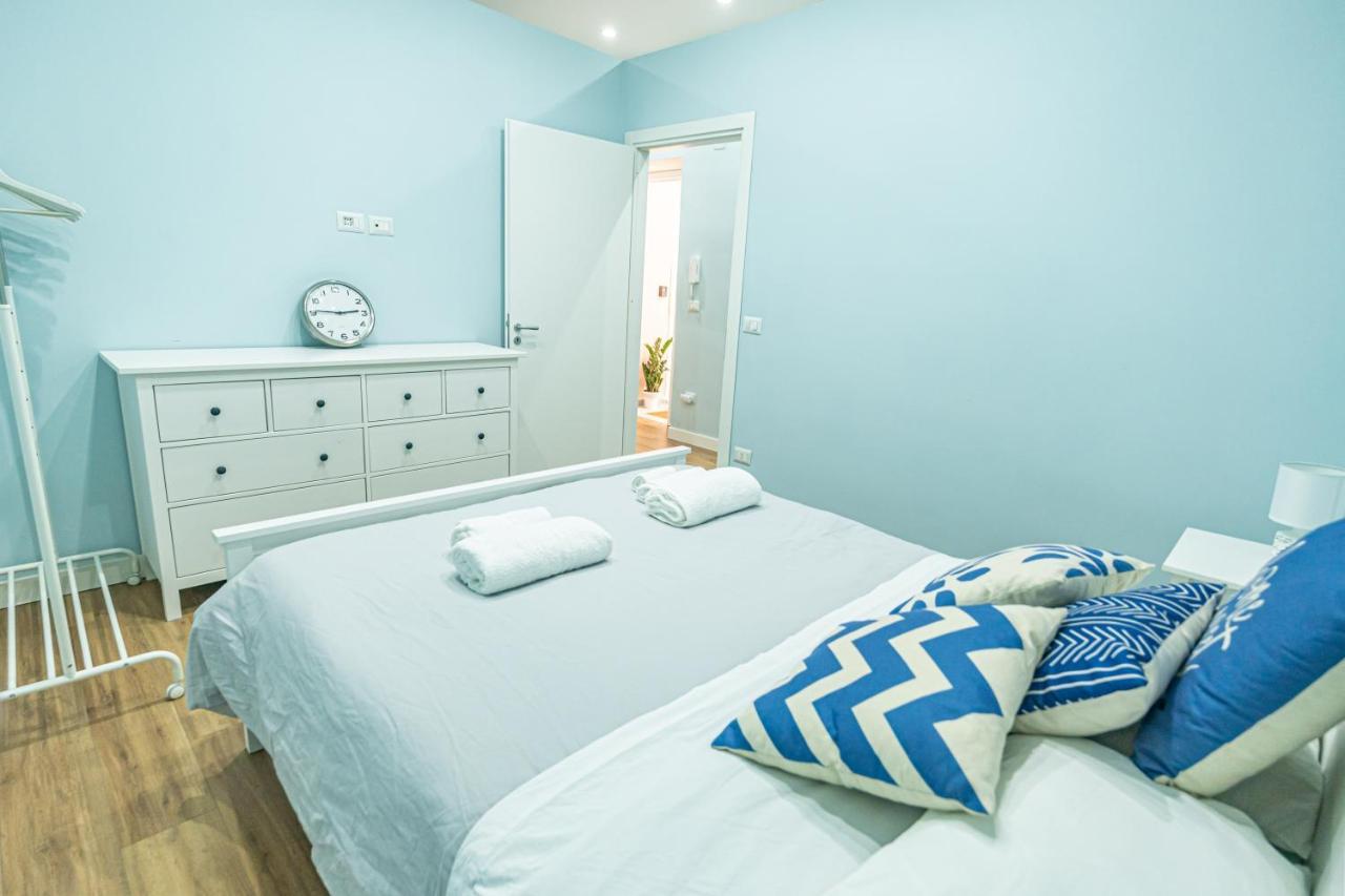 Apartment Decumano 17 *